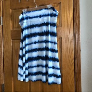 ❤️ CLOSET CLEAR OUT!! 🎉 LulaRoe Azure Skirt in Blue Tie Dye
